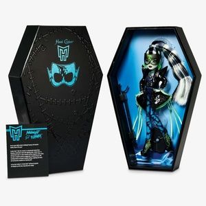 Monster High Haunt Couture Frankie Stein Doll - NEW
